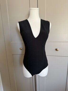 NWT Abercrombie & Fitch Black Sculpted Bodysuit XS